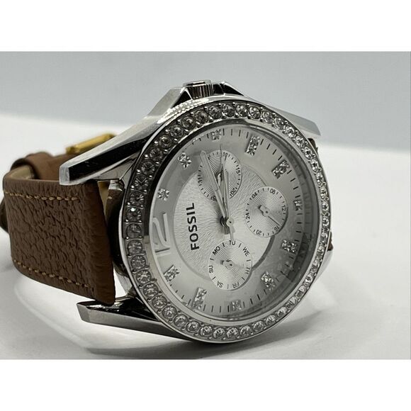 Fossil Riley ES3202 Women Silver Stainless Steel Analog Dial Quartz Watch VIA254 - Picture 9 of 12